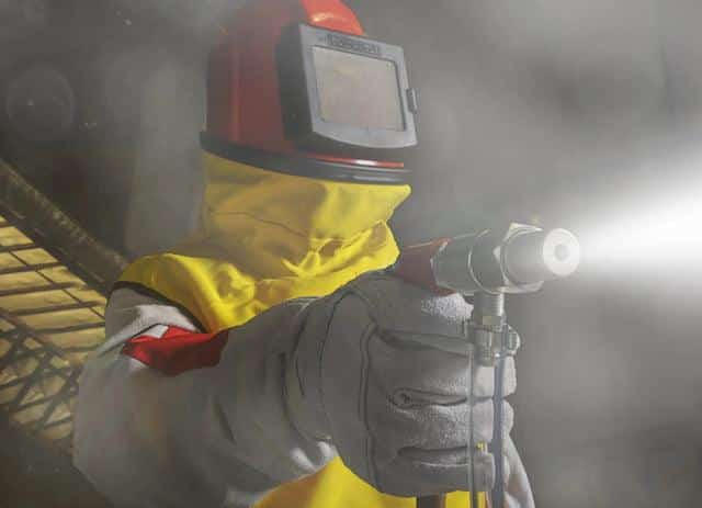 6473152773_w640_h640_64731527731