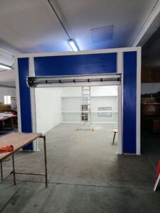 Фарбувальна камера для виробника спортивних літальних апаратів – JOKERTRIKE s.r.o. (Словаччина)